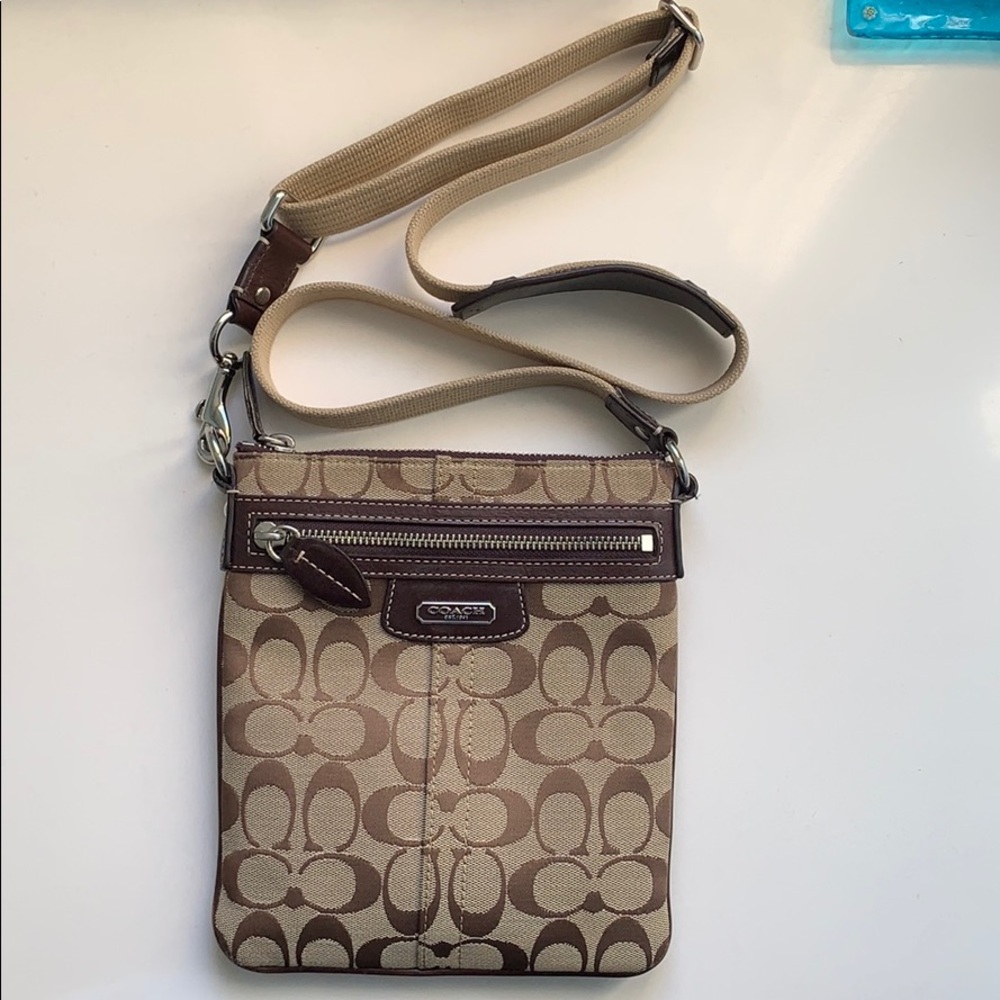 COACH swing pack